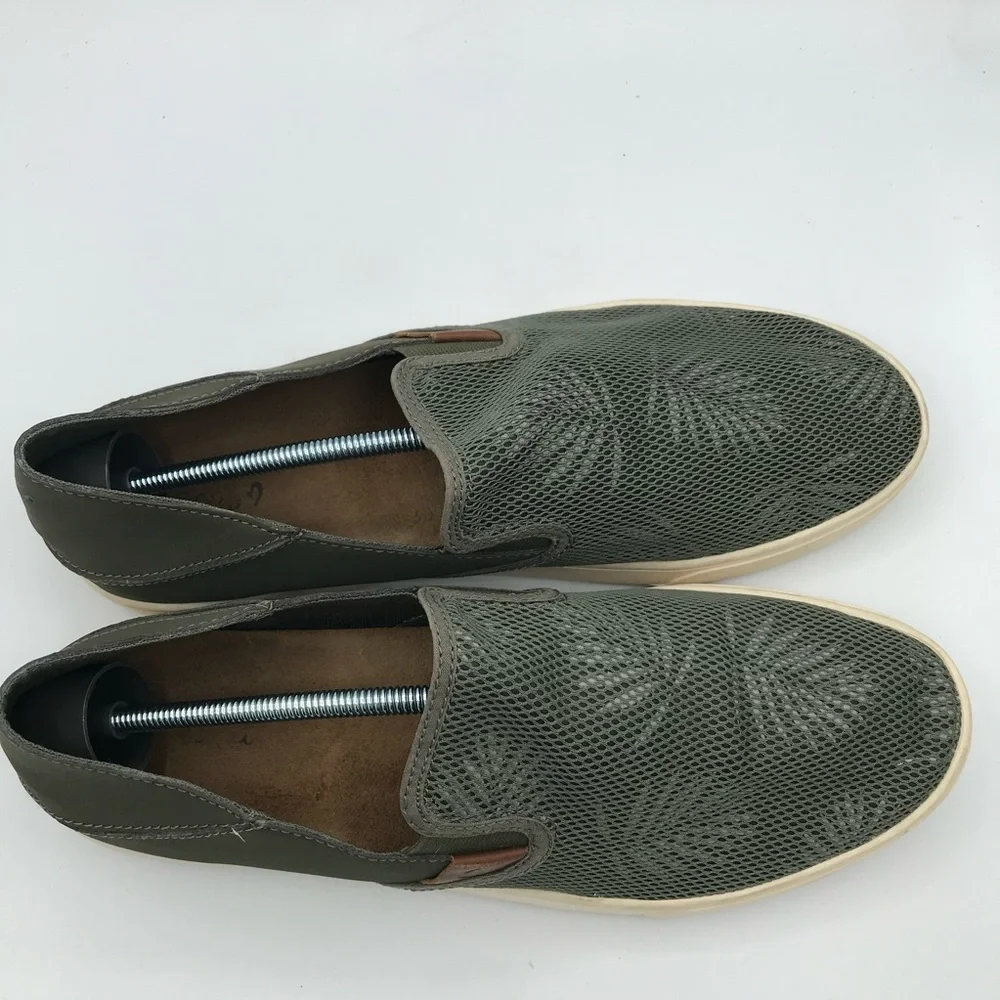OluKai Pehuea Casual Slip On Comfort Shoes Green Foliage Print Women's 11 Mesh